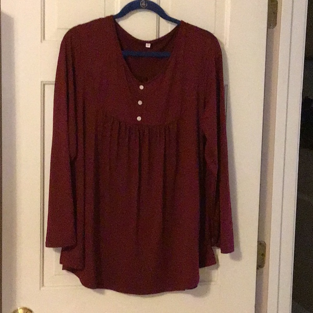 EUC,LONG SLEEVE TOP,LIGHTWEIGHT,14W, gathering in front and back